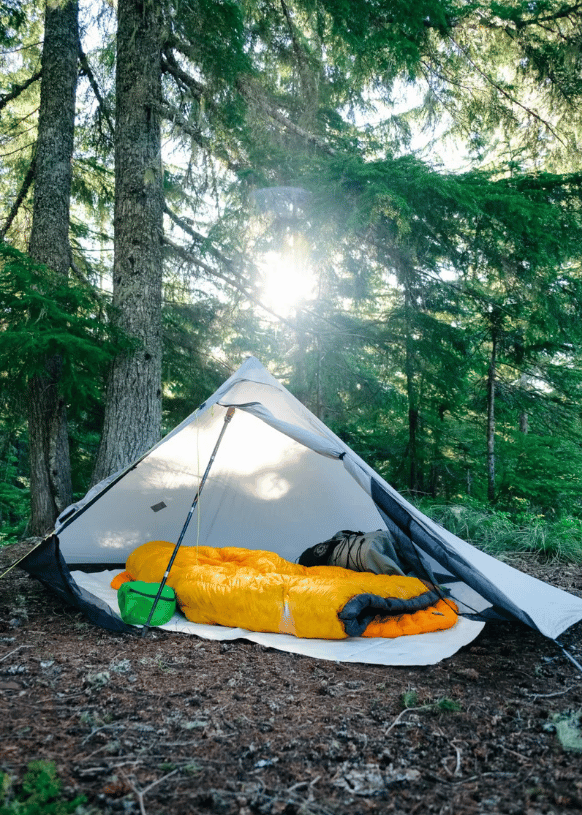 Six Moon Designs Deschutes Plus Ultralight Backpacking Tarp | 68travel